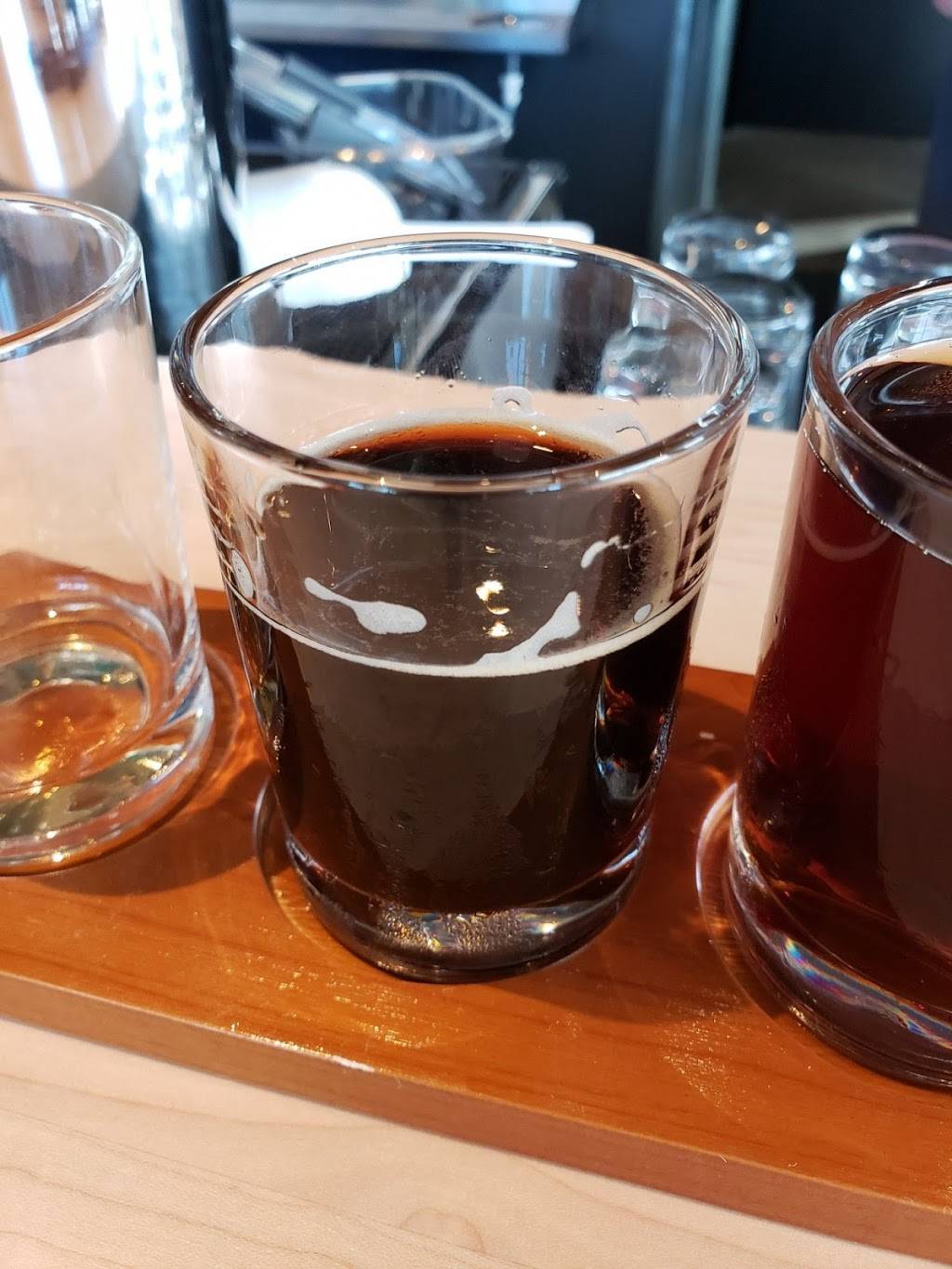 Raindrop Tap House | restaurant | 4545 SW Angel Ave Ste 170, Beaverton, OR 97005, USA | 9718650227 OR +1 971-865-0227