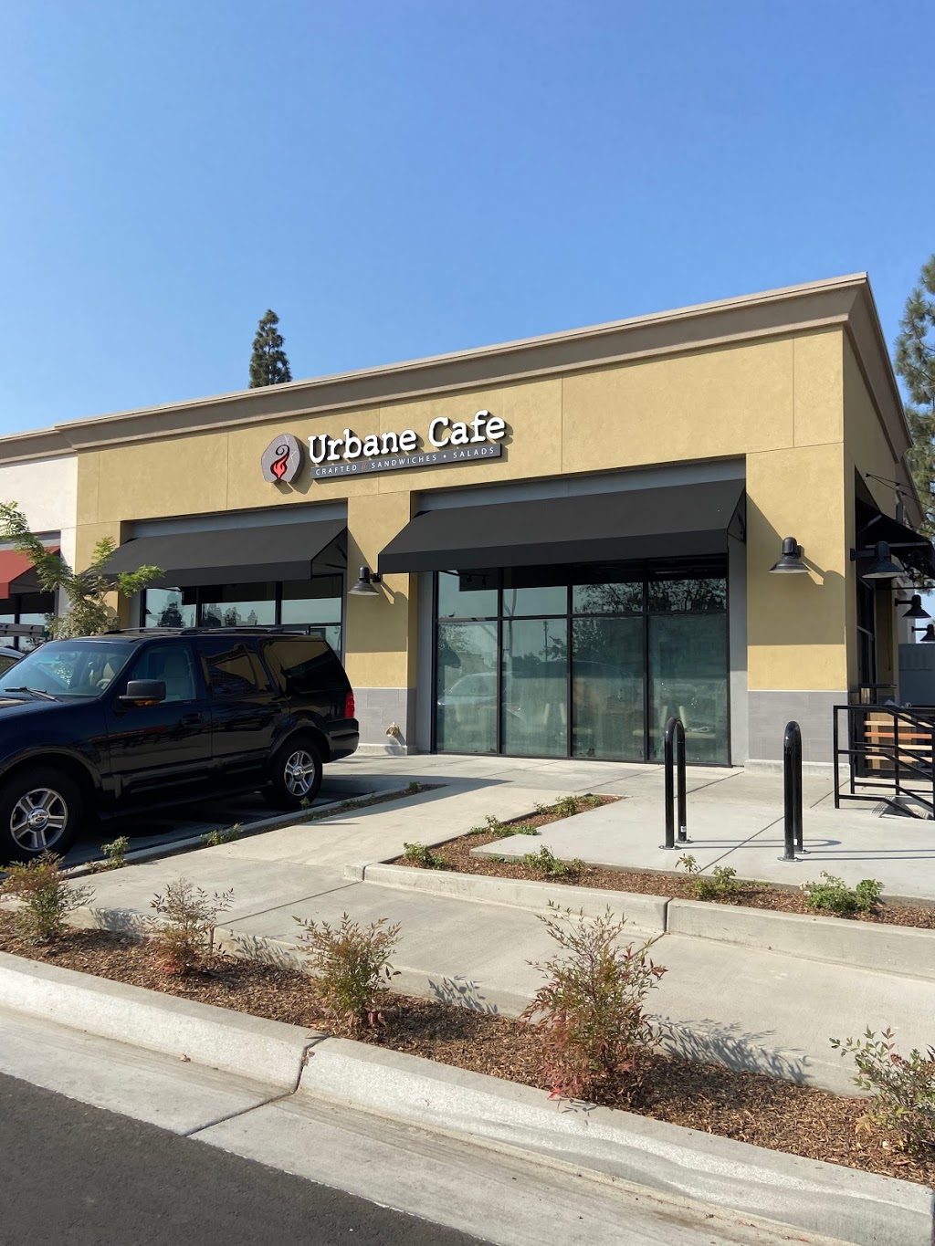 Urbane Cafe | restaurant | 5625 California Ave Suite 100, Bakersfield, CA 93309, USA | 6615443406 OR +1 661-544-3406