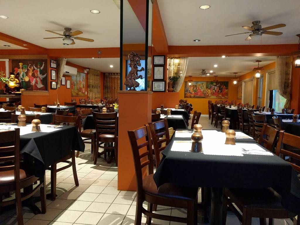 Rangoli | restaurant | 2491 St Joseph Blvd, Orléans, ON K1C 1N8, Canada | 6138344549 OR +1 613-834-4549