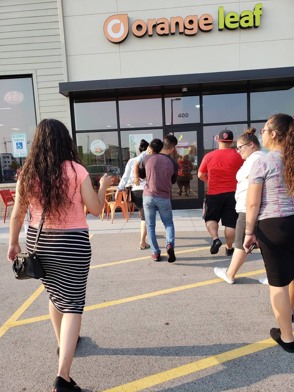 Orange Leaf | restaurant | 160 W Town Square Way #400, Oak Creek, WI 53154, USA | 4145745254 OR +1 414-574-5254