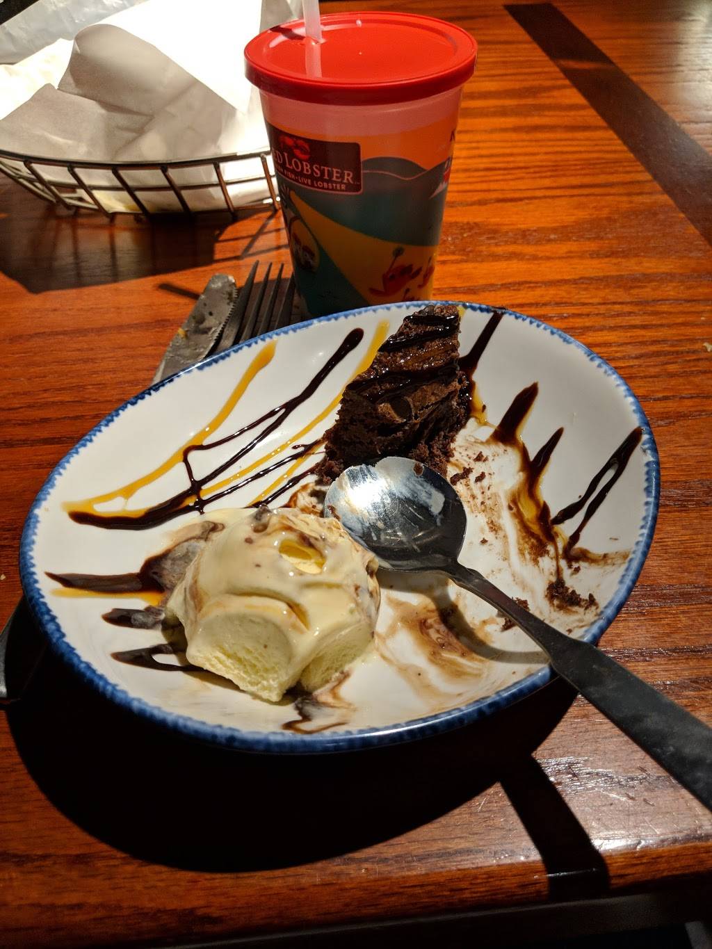 Red Lobster | restaurant | 2760 S Texas 6, Houston, TX 77082, USA | 2815979015 OR +1 281-597-9015