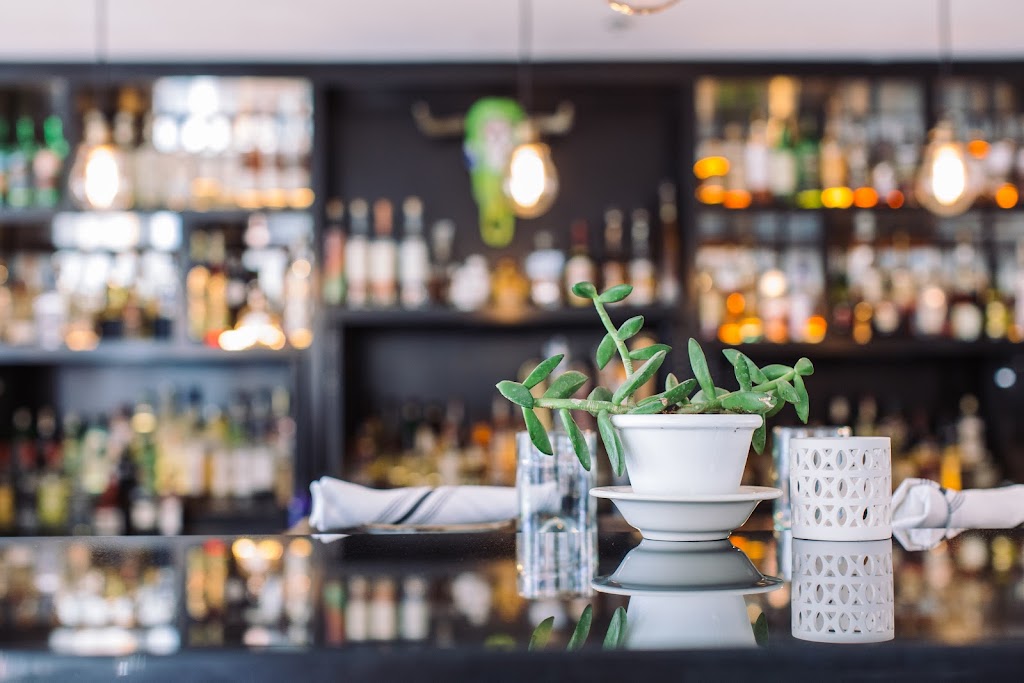 SaltRock Kitchen | night club | 100 Amara Ln #101, Sedona, AZ 86336, USA | 9283408803 OR +1 928-340-8803