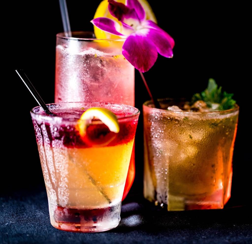 Tsunami Sushi & Hibachi | restaurant | 100 Central Ave Ste 1022, Sarasota, FL 34236, USA | 9413661033 OR +1 941-366-1033