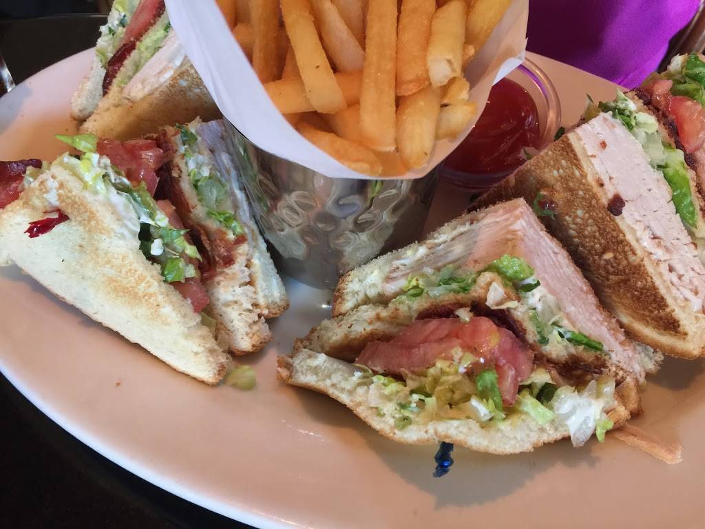 The Cheesecake Factory | restaurant | 2090 Tamiami Trail N, Naples, FL 34102, USA | 2394351580 OR +1 239-435-1580