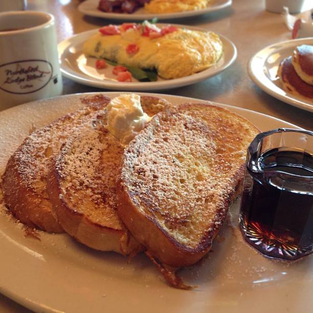 Elmers Restaurant (Eugene, OR) | restaurant | 1036 Valley River Way, Eugene, OR 97401, USA | 5413575496 OR +1 541-357-5496