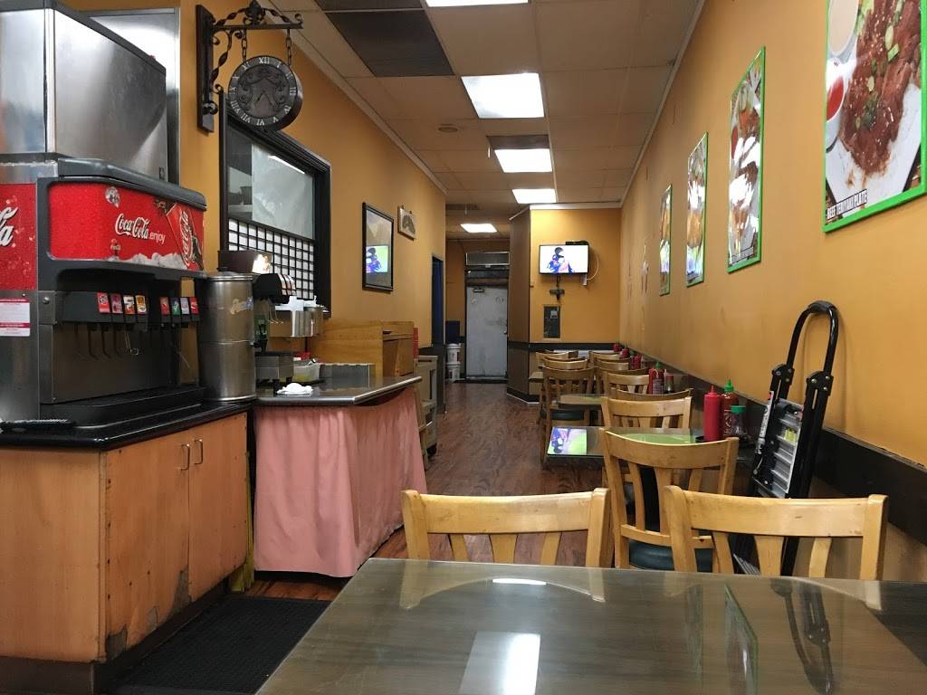 Golden Burger | restaurant | 4454 Van Nuys Blvd, Sherman Oaks, CA 91403, USA | 8189078889 OR +1 818-907-8889