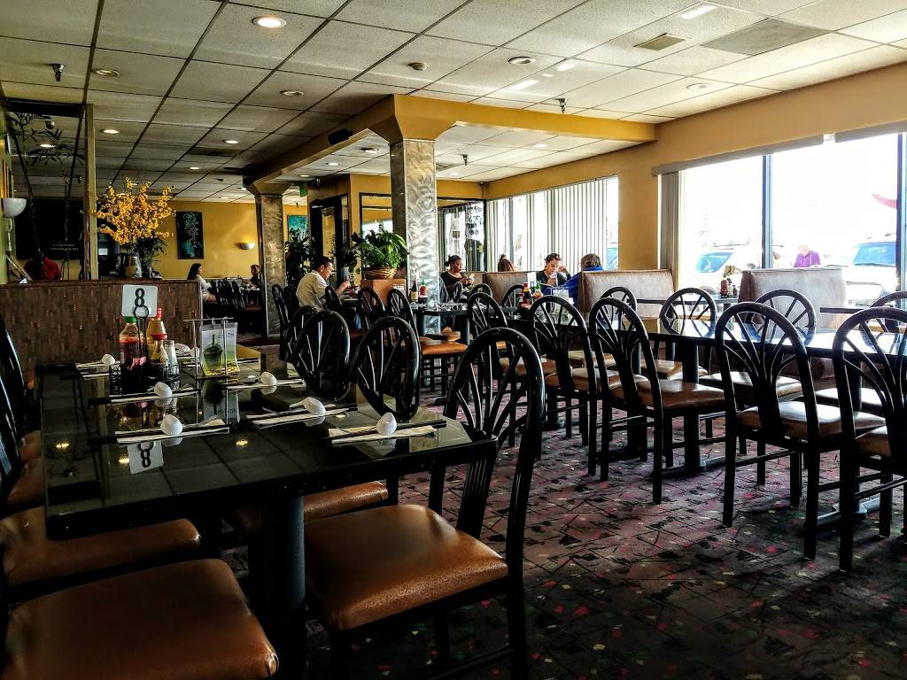 Saigon Bowl | restaurant | 333 S Federal Blvd #134, Denver, CO 80219, USA | 3039352427 OR +1 303-935-2427