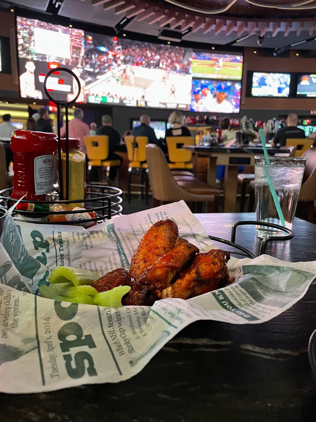 BetMGM Sportsbook & Bar | restaurant | 1 Borgata Way, Atlantic City, NJ 08401, USA | 6093178006 OR +1 609-317-8006