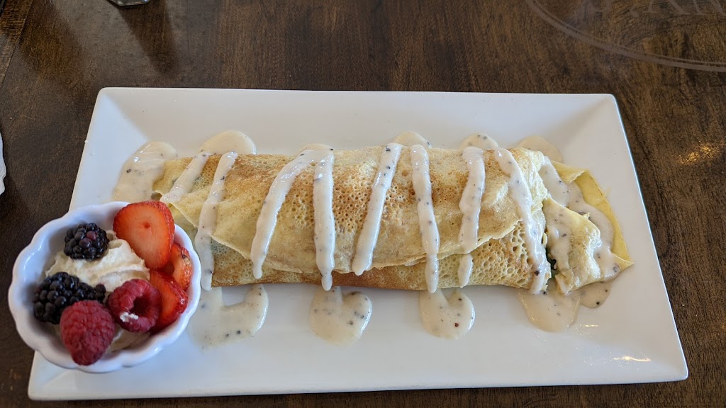Tifinys Creperie | restaurant | 567 S Valley View Dr, St. George, UT 84770, USA | 4358793363 OR +1 435-879-3363