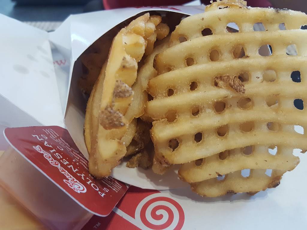 Chick-fil-A | restaurant | 1321 W Davis St, Conroe, TX 77304, USA | 9364414480 OR +1 936-441-4480