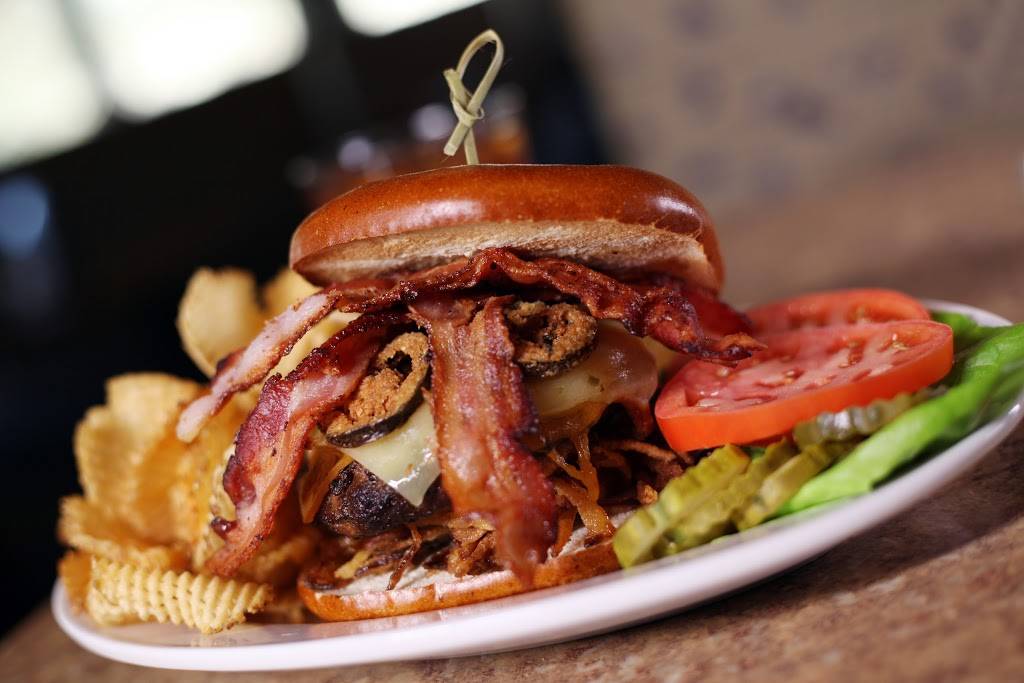 Creekside Restaurant & Bar | restaurant | 8803 Brecksville Rd, Brecksville, OH 44141, USA | 4405460555 OR +1 440-546-0555