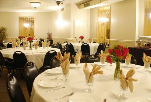 Alfonsos Trattoria | meal delivery | 99 W Main St, Somerville, NJ 08876, USA | 9085260616 OR +1 908-526-0616