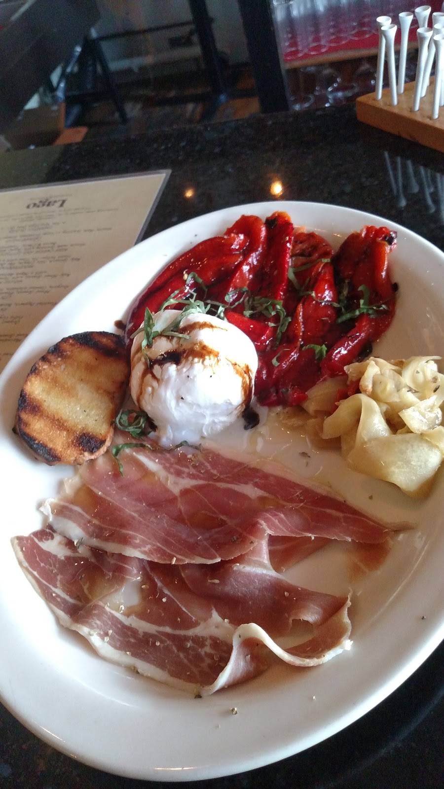 Lago Trattoria | restaurant | 95 Main St, Newport, VT 05855, USA | 8023348222 OR +1 802-334-8222