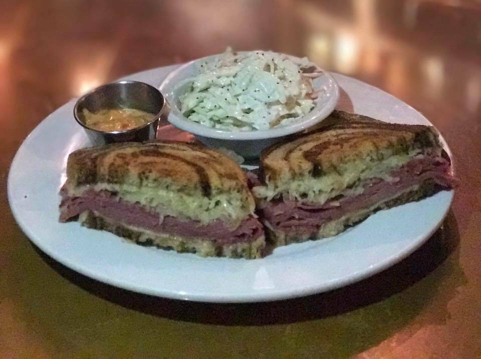 The Blacksmith | restaurant | 101 Washington Square, Washington, IL 61571, USA | 3094445111 OR +1 309-444-5111