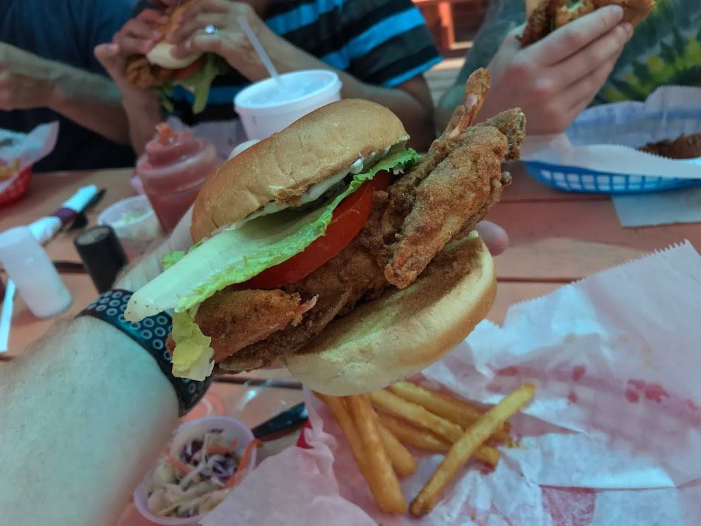 Urbanna Seafood Restaurant & Raw Bar | restaurant | 453 Johnsons Dr, Urbanna, VA 23175, USA | 8047588588 OR +1 804-758-8588