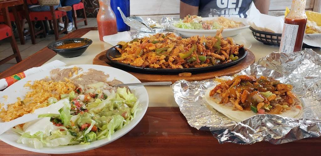 Los Tres Caminos | restaurant | 5147 S US Hwy 41, Terre Haute, IN 47802, USA | 8122980643 OR +1 812-298-0643