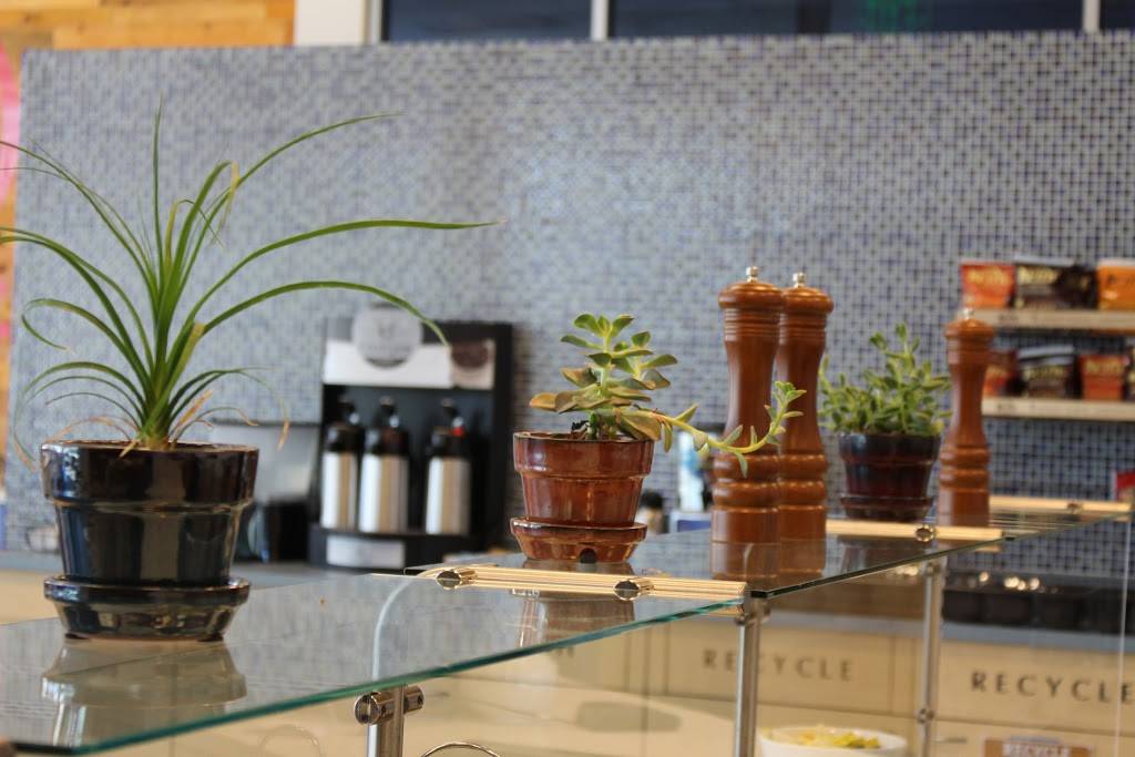 Rendezvous Cafe and Catering | restaurant | 350 Twin Dolphin Dr, Redwood City, CA 94065, USA | 6505033445 OR +1 650-503-3445