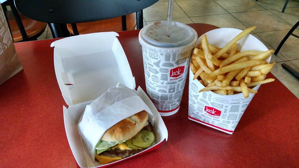 Jack in the Box | restaurant | 13620 Hwy 6, Santa Fe, TX 77517, USA | 4099255023 OR +1 409-925-5023