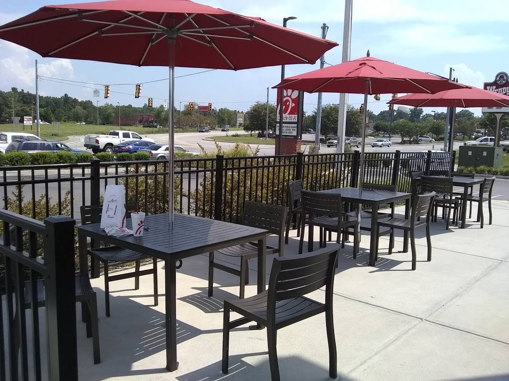 Chick-fil-A Moncks Corner | restaurant | 601 N U.S. Hwy 52, Moncks Corner, SC 29461, USA | 8434384308 OR +1 843-438-4308