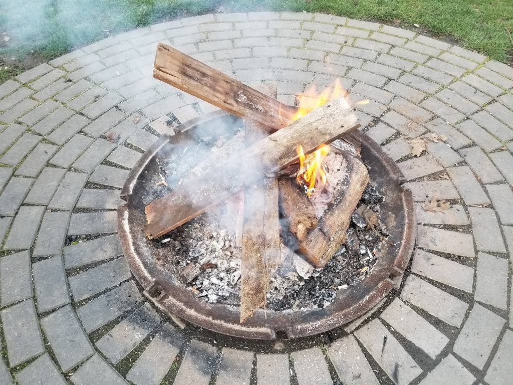 Hitchin Post | restaurant | 8046 River Rd NE, Salem, OR 97303, USA | 5033902772 OR +1 503-390-2772