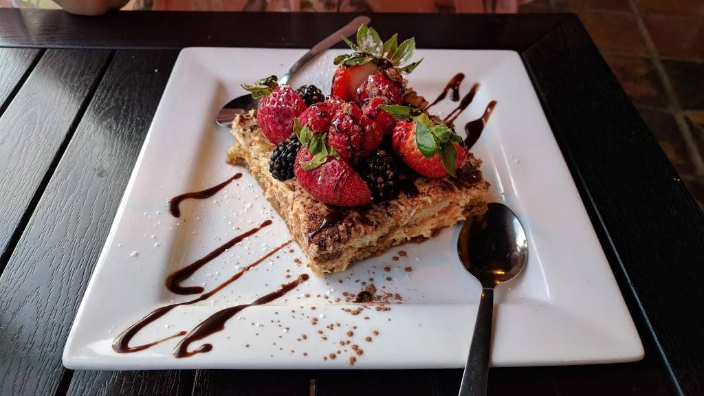 The Fountain Kitchen & Wine Bar | restaurant | 543 S Pineapple Ave, Sarasota, FL 34236, USA | 9412038523 OR +1 941-203-8523