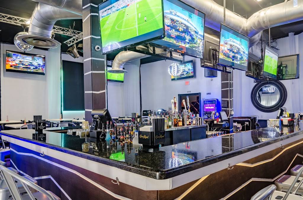 Deco Sports Bar & Lounge | night club | 115 S 20th Ave, Hollywood, FL 33020, USA | 9543919061 OR +1 954-391-9061
