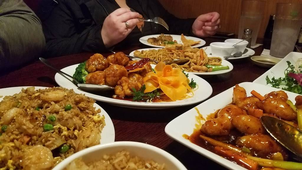 Asian Garden | restaurant | 12857 Braemar Village Pz, Bristow, VA 20136, USA | 7033938777 OR +1 703-393-8777