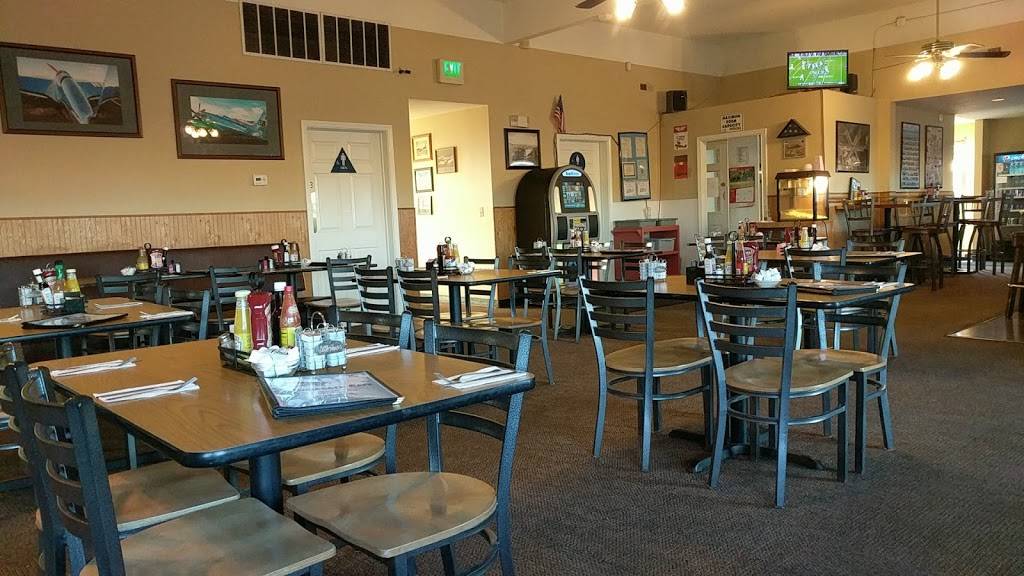Tail Dragger Cafe | restaurant | 1150 Airport Rd, Minden, NV 89423, USA | 7757829500 OR +1 775-782-9500