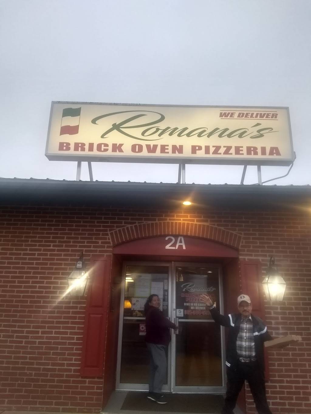 Romana’s Pizzeria | restaurant | 2 A W Frederick St, Walkersville, MD 21793, USA | 3013045979 OR +1 301-304-5979