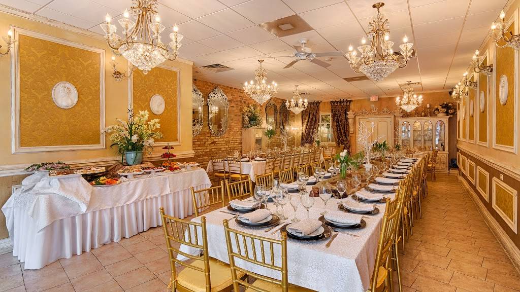 Staropolska Restaurant | restaurant | 3030 N Milwaukee Ave, Chicago, IL 60618, USA | 7733420779 OR +1 773-342-0779