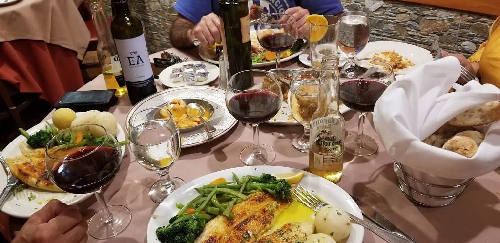 Pic-Nic | restaurant | 224 Grant Ave, East Newark, NJ 07029, USA | 9734813646 OR +1 973-481-3646