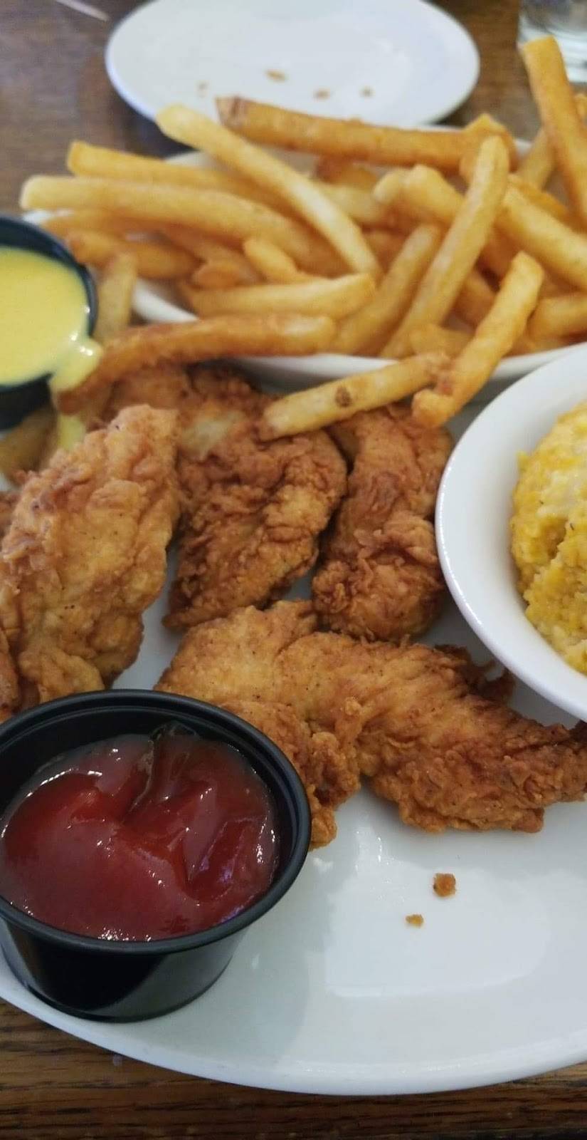 Sullivans Fine Food | restaurant | 7545 S Northshore Dr, Knoxville, TN 37919, USA | 8656949696 OR +1 865-694-9696