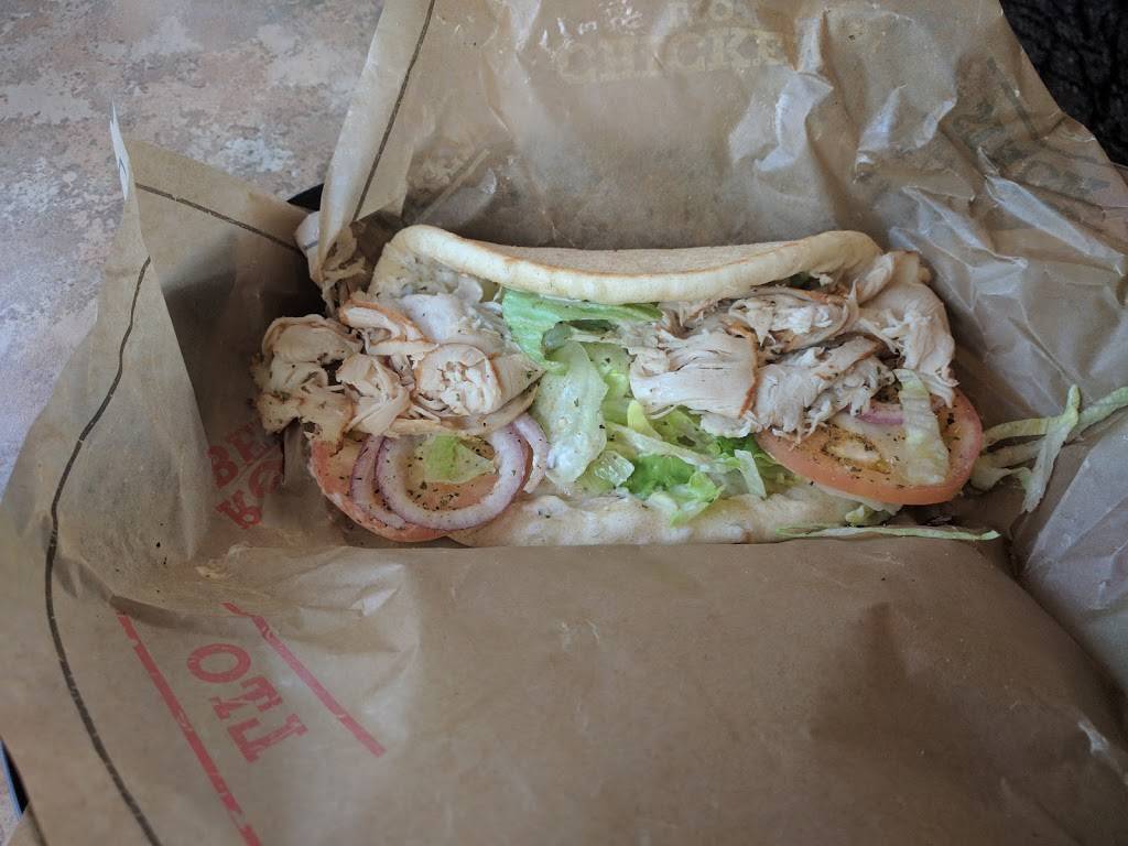 Arbys | meal takeaway | 15065 Edgewood Dr N, Baxter, MN 56425, USA | 2188258494 OR +1 218-825-8494