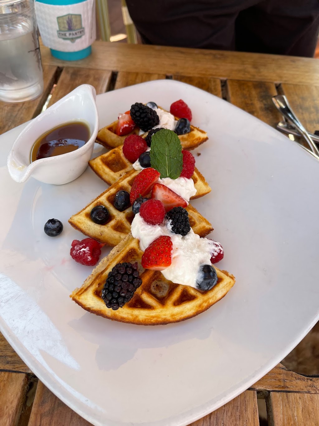 The Pantry | cafe | 1200 S Coast Hwy #102, Laguna Beach, CA 92651, USA | 9493393027 OR +1 949-339-3027