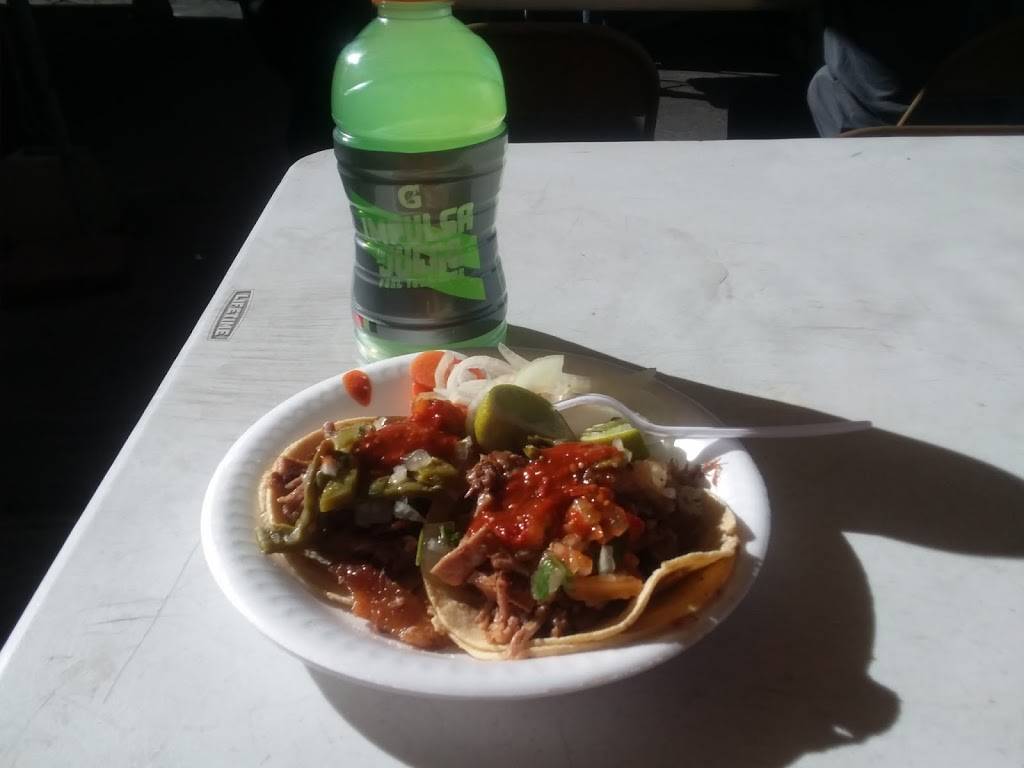 Carnitas Los 3 Puerquitos | restaurant | 981 E Vernon Ave, Los Angeles, CA 90011, USA | 3233693111 OR +1 323-369-3111