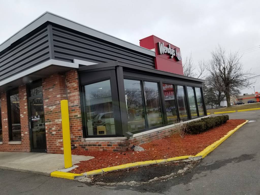 Wendys | restaurant | 25345 Hoover Rd, Warren, MI 48089, USA | 5867587342 OR +1 586-758-7342