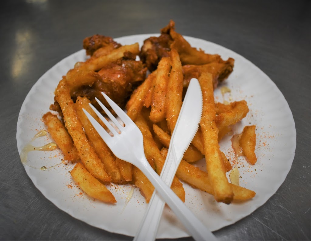 Lochearn Pizza & Fried Chicken | restaurant | 6035 Liberty Rd, Gwynn Oak, MD 21207, USA | 4109448080 OR +1 410-944-8080