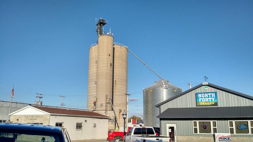 Longbranch Steakhouse | restaurant | 310 S Main St, Gifford, IL 61847, USA | 2175687722 OR +1 217-568-7722