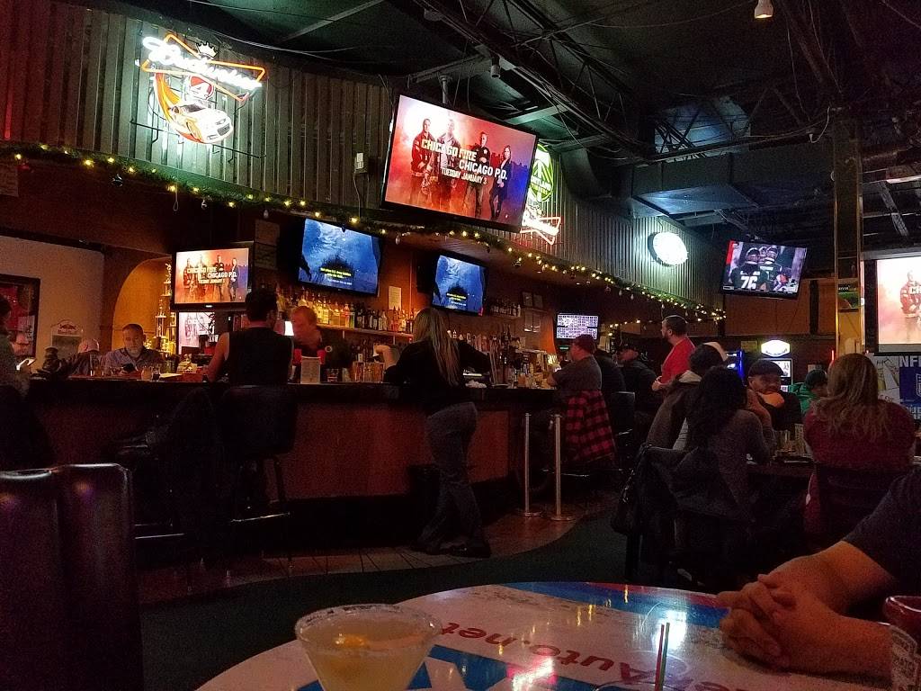 Coachs Bar & Grill | restaurant | 10162 SW Park Way, Portland, OR 97225, USA | 5032038250 OR +1 503-203-8250