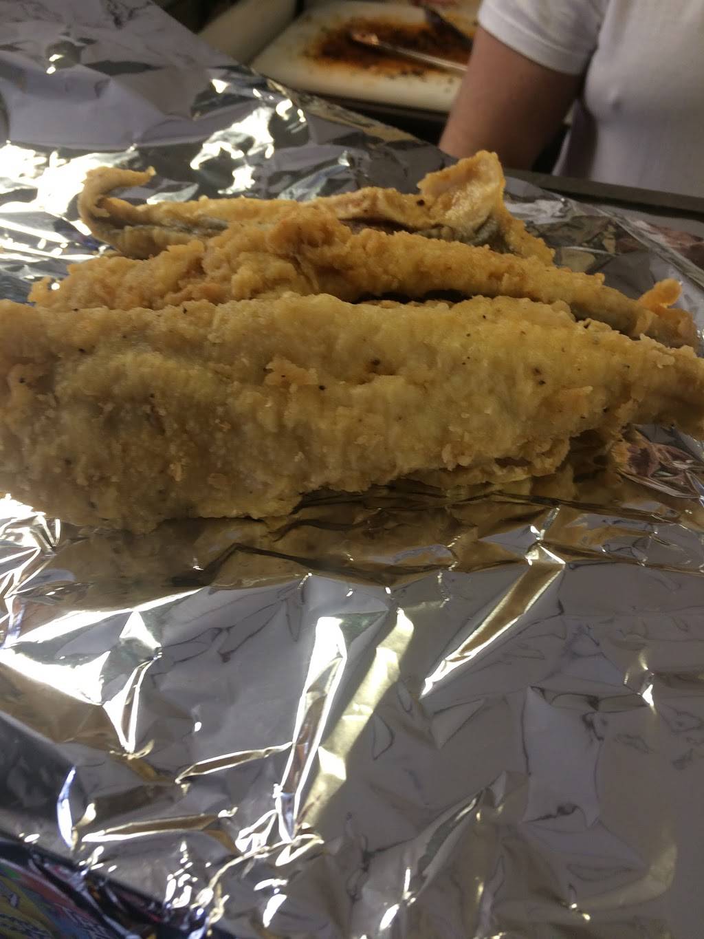 Tonys Pizza | restaurant | 312 Utica Ave, Brooklyn, NY 11213, USA | 7187744440 OR +1 718-774-4440