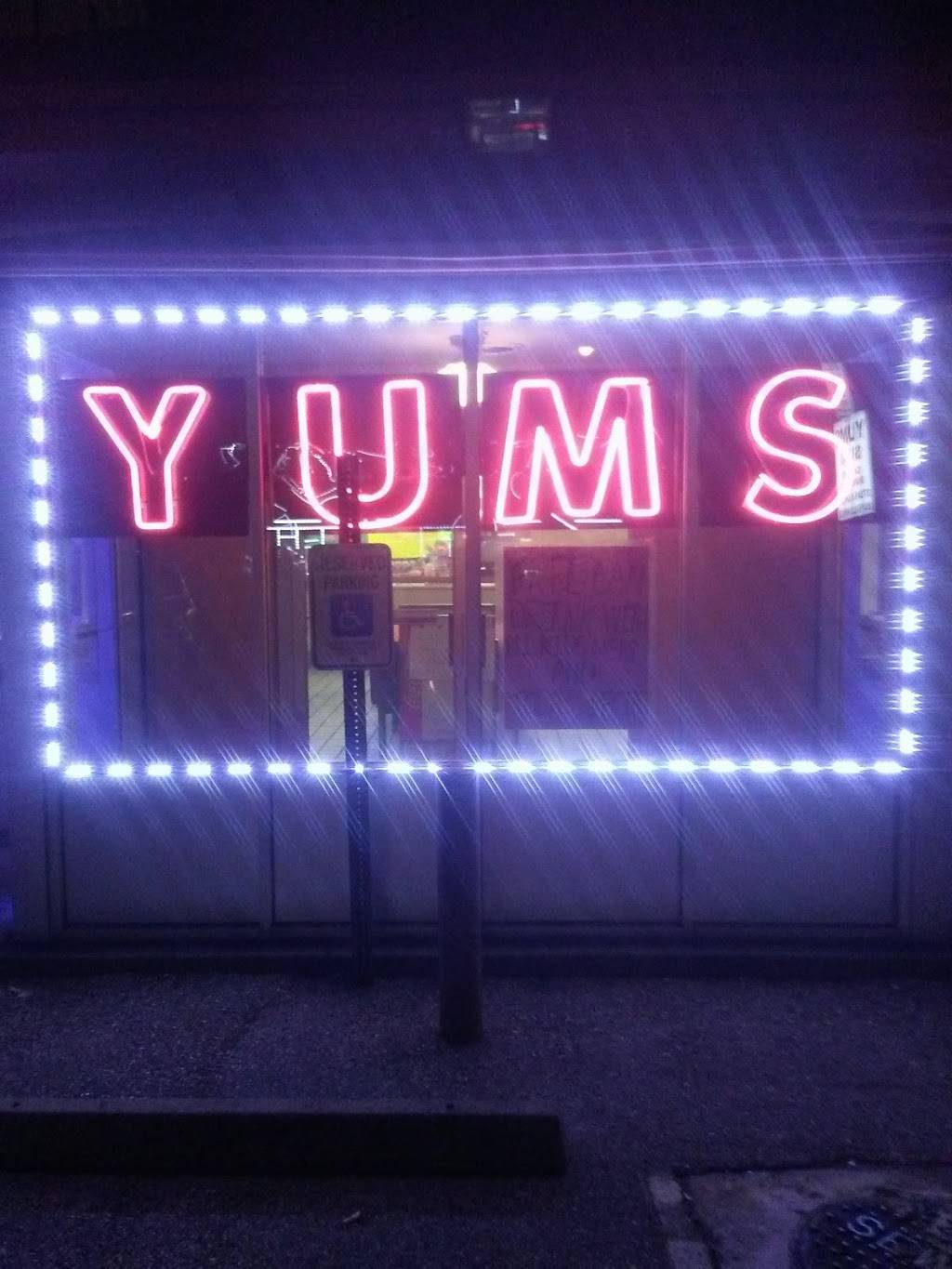 Yums Restaurant | restaurant | 795 Poplar Ave #4523, Memphis, TN 38105, USA | 9015231437 OR +1 901-523-1437