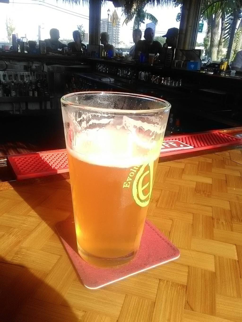 McGillicuddys Lakeside Taphouse | restaurant | 601 Main St, Loch Arbour, NJ 07711, USA | 7325315555 OR +1 732-531-5555