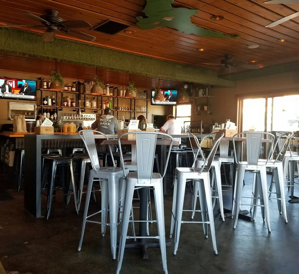 Bare Back Grill | restaurant | 4640 Mission Blvd, San Diego, CA 92109, USA | 8582747117 OR +1 858-274-7117