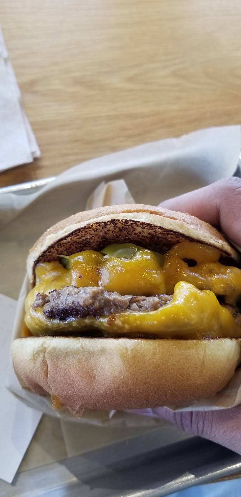 Elevation Burger | restaurant | 664 New Loudon Rd, Latham, NY 12110, USA | 5186080019 OR +1 518-608-0019