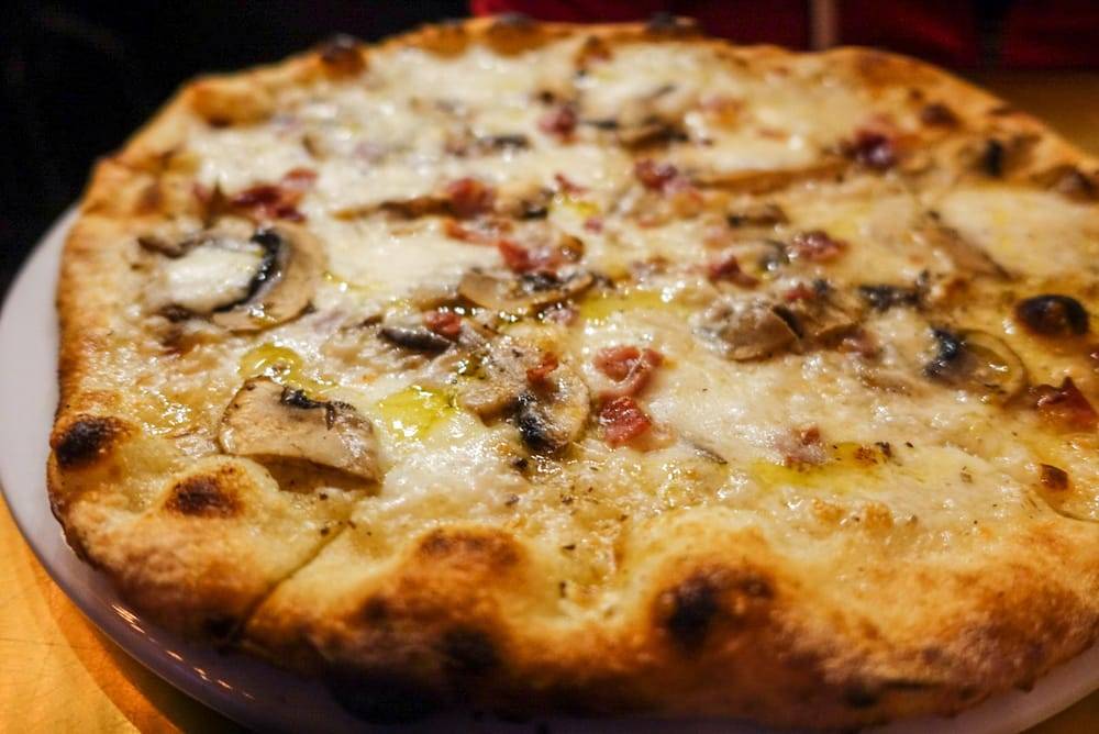Pizza Superstar - Dean St | restaurant | 446B Dean St, Brooklyn, NY 11217, USA | 3477630440 OR +1 347-763-0440