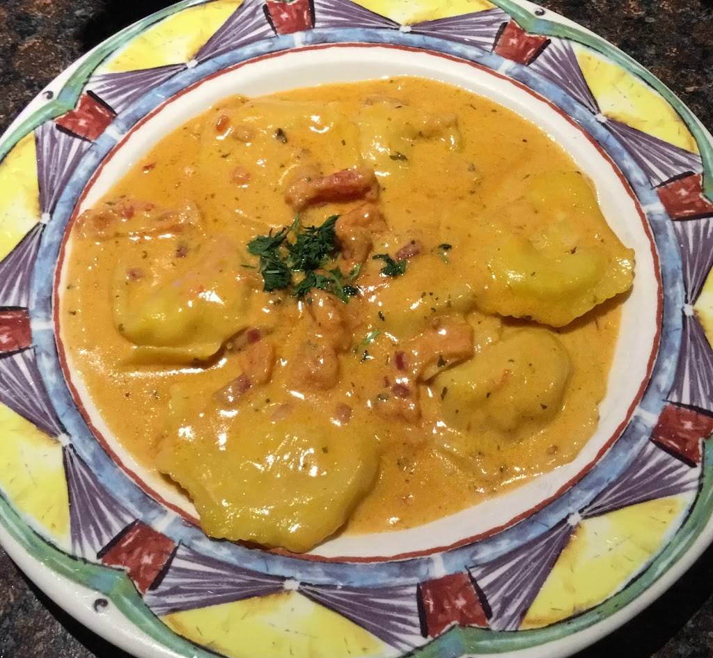 Pasta House Co | restaurant | 4517 Gravois Village Ctr, High Ridge, MO 63049, USA | 6366772711 OR +1 636-677-2711