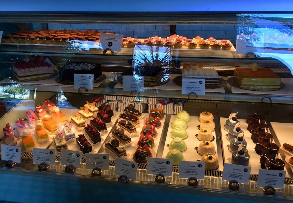 Cassis St. Pete | restaurant | 170 Beach Dr NE, St. Petersburg, FL 33701, USA | 7278272927 OR +1 727-827-2927