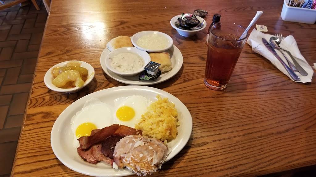 Cracker Barrel Old Country Store | restaurant | 8000 Lowrance Rd, Memphis, TN 38125, USA | 9017570269 OR +1 901-757-0269