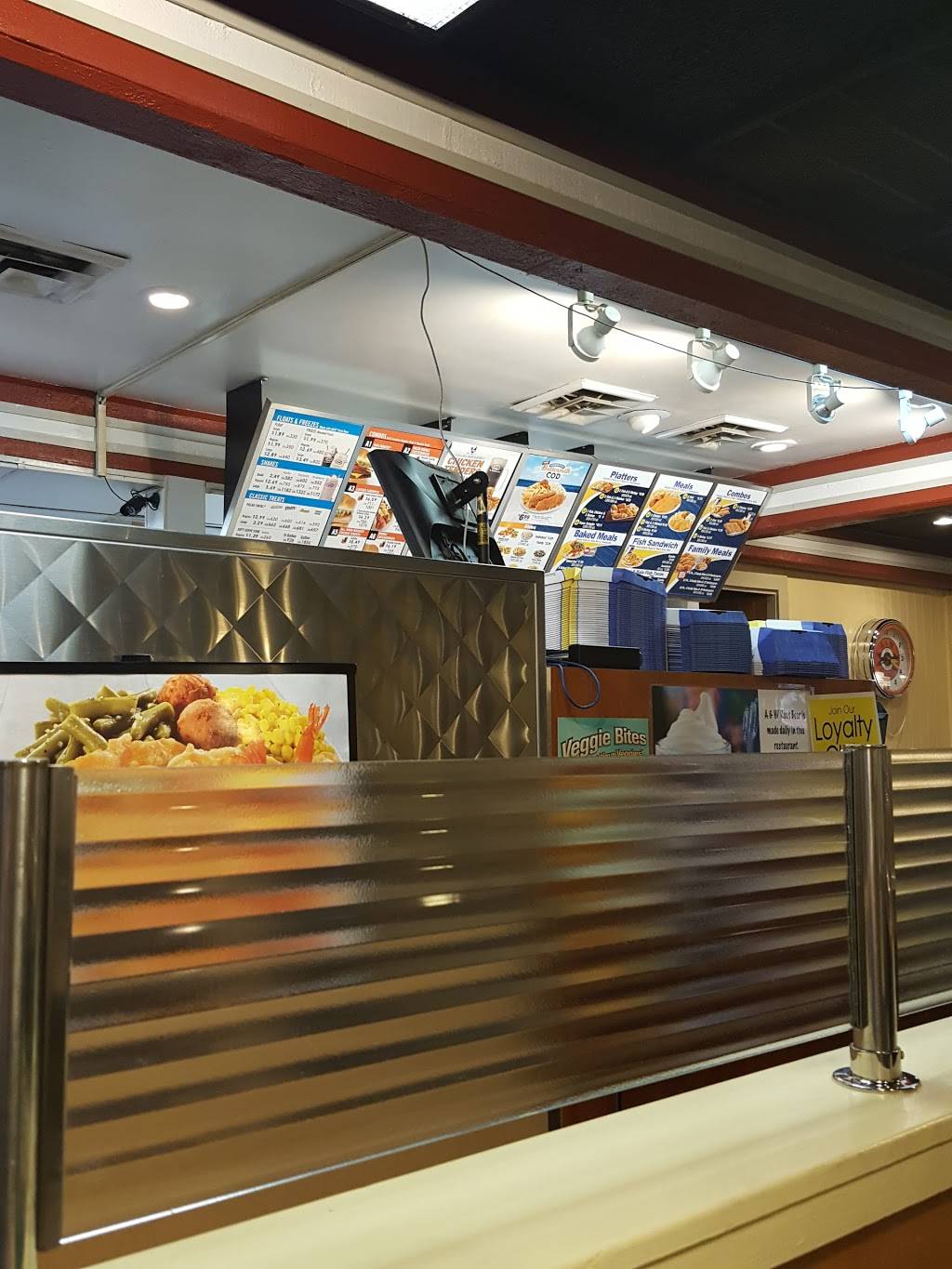 Long John Silvers | restaurant | 1728 E Markland Ave, Kokomo, IN 46901, USA | 7654577857 OR +1 765-457-7857