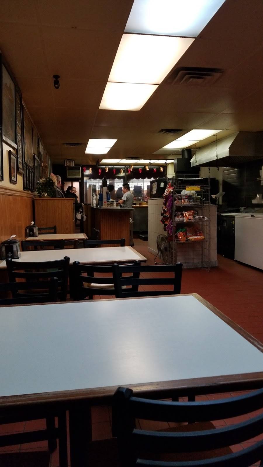 Roma Pizza | restaurant | 6129 Ridge Ave, Philadelphia, PA 19128, USA | 2154829022 OR +1 215-482-9022